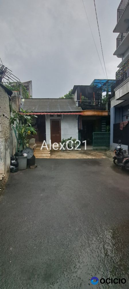 Dijual Rumah + 2 rumah Kontrakan dan Tanah di Jagakarsa, Jakarta Selatan