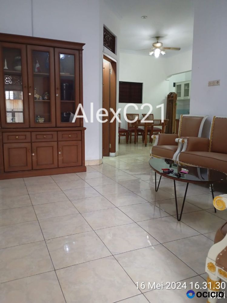 Rumah Dijual Cantik Siap Huni Di Bendungan Hilir, Tanah Abang. Jakarta Pusat