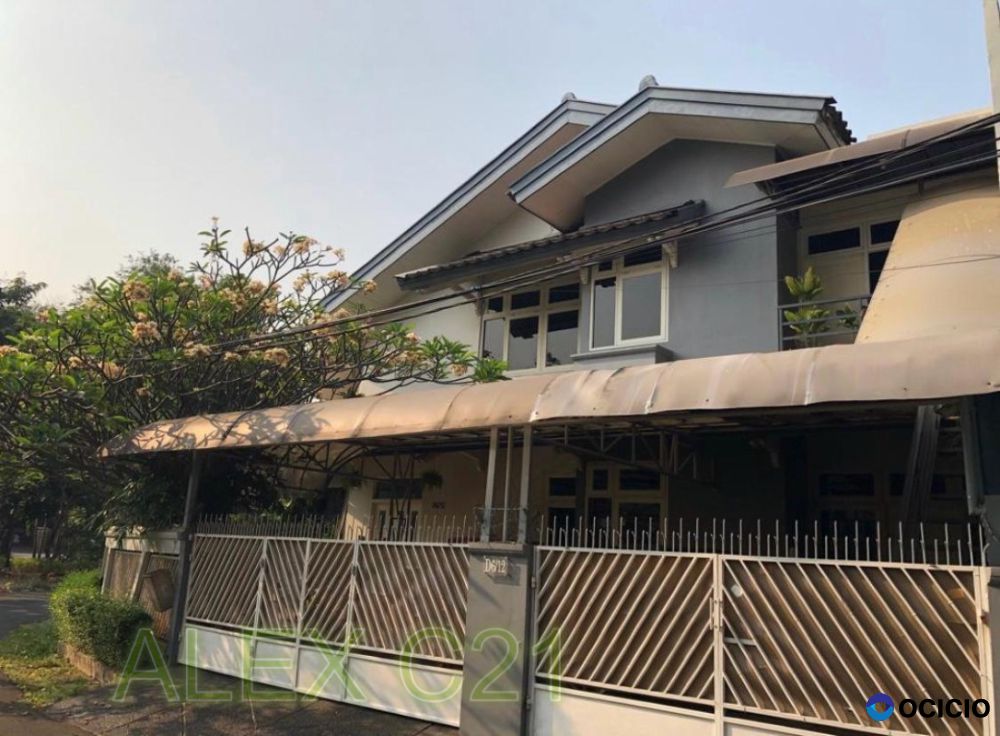 Dijual Rumah Lokasi Strategis di Taman Aries Meruya Utara Ilir, Kembangan