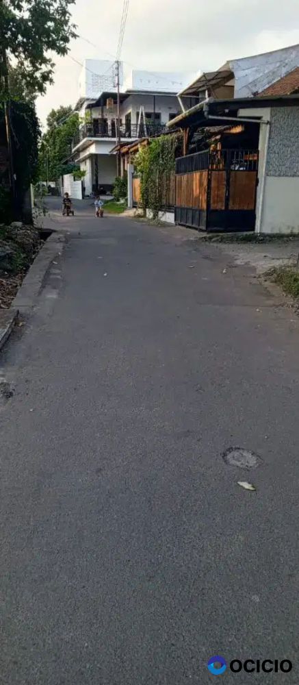 Dijual Tanah Bonus Rumah Di Barat Pasar Sleman