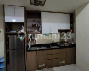 Apartemen Puncak Dharmahusada Disewakan Furnish Siap Huni