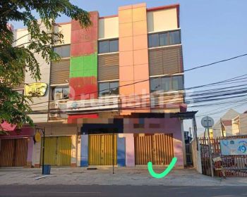 Ruko 3 Lantai Bagus Di Kelapa Cengkir