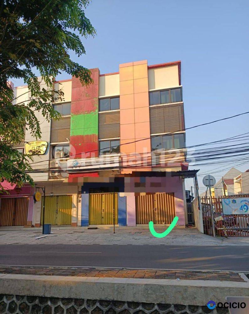 Ruko 3 Lantai Bagus Di Kelapa Cengkir