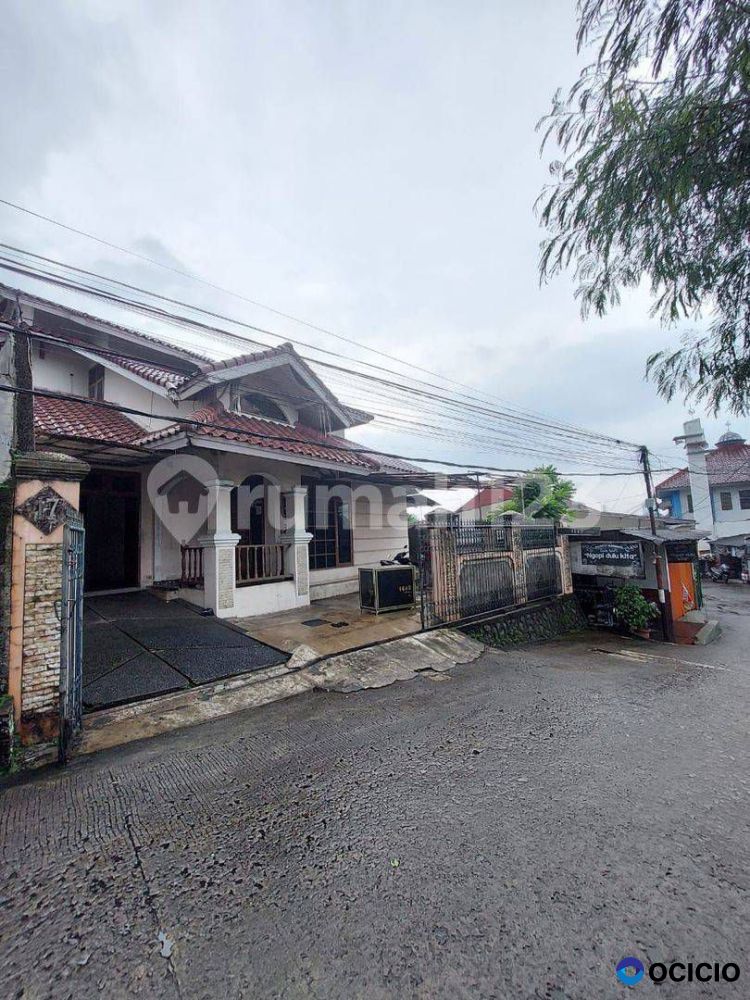 Dijual  Rumah Luas Dan Asri Di Beji Depok