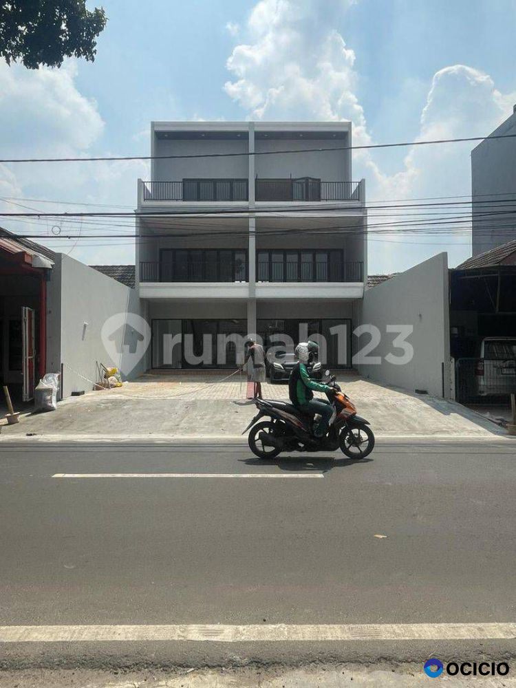 Dijual Cepat Ruko Hadap Jalan Raya Sudah Turun Harga, Griya Loka, Bsd