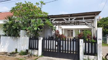 DIJUAL 2 Rumah Sekaligus Cipete Jakarta Selatan