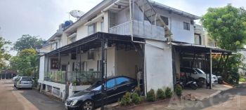Dijual Rumah Komplek Hoek 2 Lantai ditambah 1 Ruangan Kantor Terpisah di Ulujami