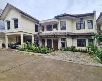 Dijual cepat rumah komplek asri di Andara Raya, Pondok Labu, Cilandak