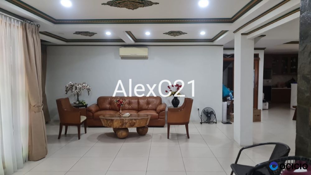 Dijual rumah mewah di Gudang Peluru, Kebon Baru, Tebet, Jakarta