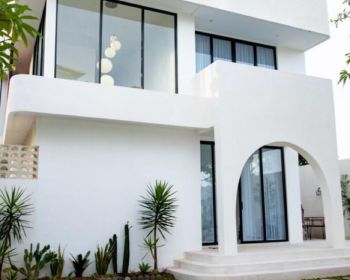 Dijual Villa Pererenan Beach Villa Bali Near many coffeshop and restaurants