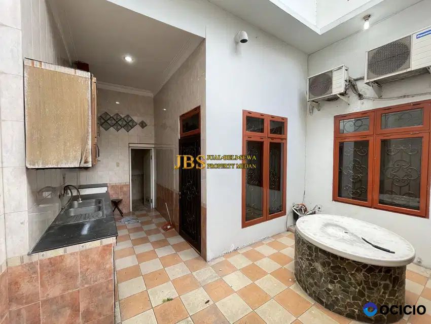 Dijual Rumah Siap Huni di Komplek Cemara Hijau (Depan Taman)