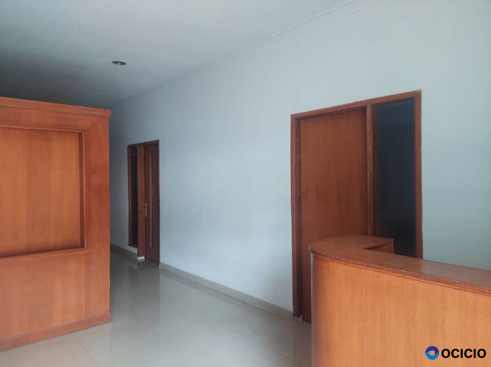 Dijual Rumah kantor di Jl. Mampang Prapatan Kota Jakarta Selatan.
