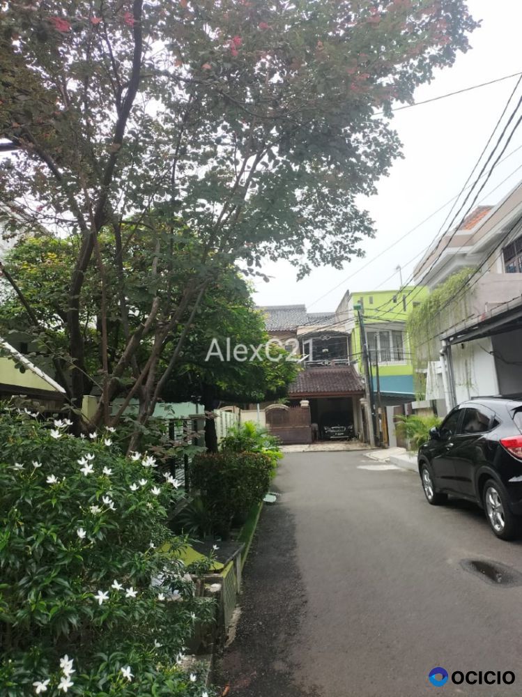 Di jual cepat rumah di Perumahan kimia Farma Duren Sawit, Jakarta Timur
