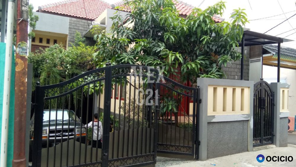 DIJUAL Rumah Hunian 3 lantai dijagakarsa,Tanjung barat, jakarta selatan