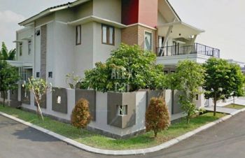 Rumah Dijual 2 Lantai Siap Huni di Villa Dago Pamulang Cluster Tampak Siring