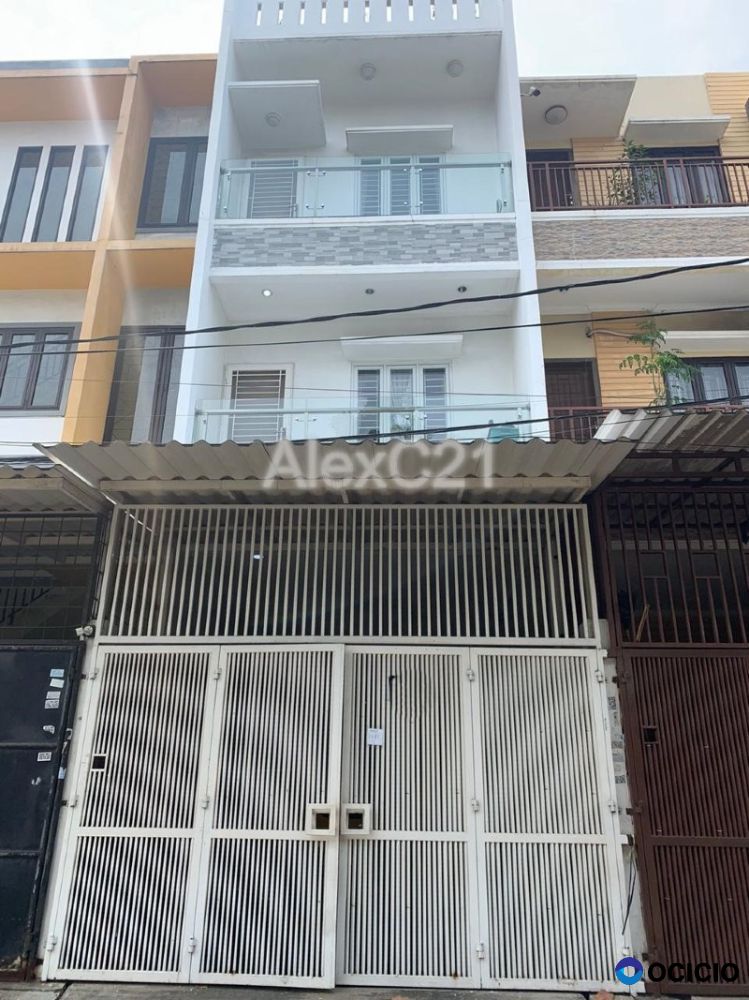 Dijual rumah bentuk ruko di Jelambar, Jelambar, Grogol petamburan, Jakarta Barat