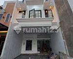 thumbnail-dijual-rumah-classic-modern-dekat-stasiun-lenteng-agung-1