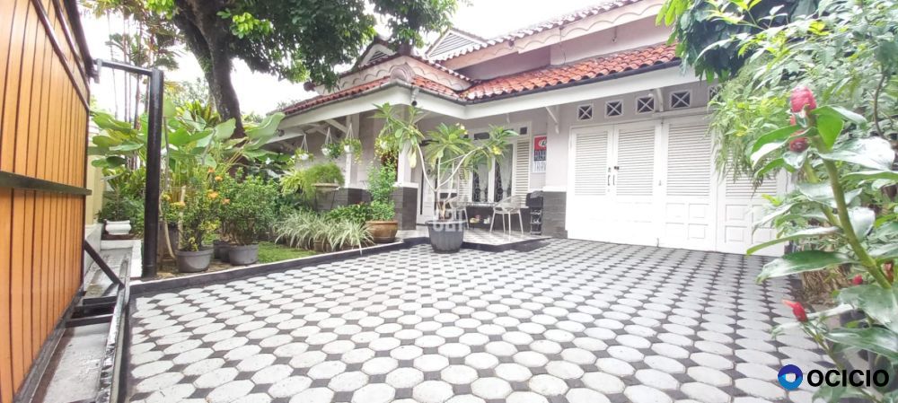 Dijual rumah mewah, Lux, fully furnished cipayung, jakarta timur