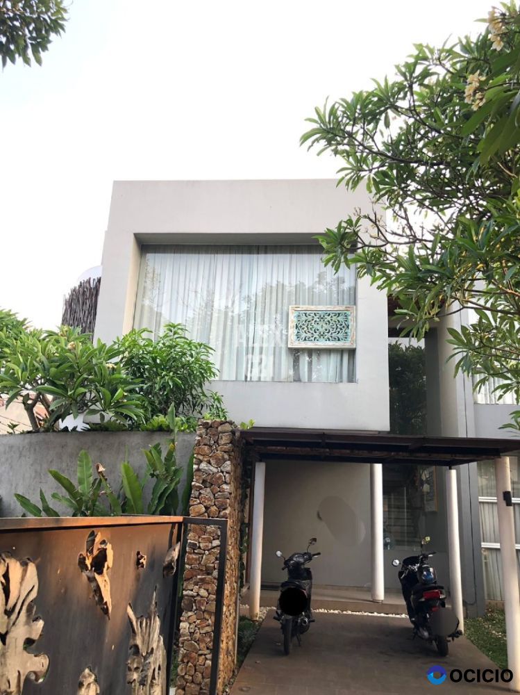dijual rumah mewah cluster Townhouse, Setu Cipayung, Jakarta Timur