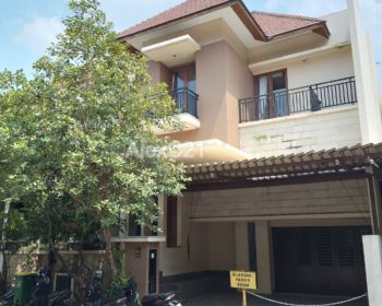 Disewakan rumah cluster Minimalis 2 lantai di Pejaten Barat