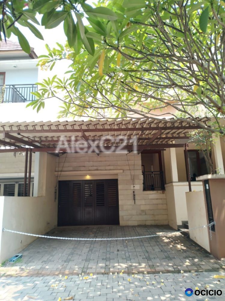 Disewakan rumah cluster Minimalis  swimming Pool di Pejaten Barat