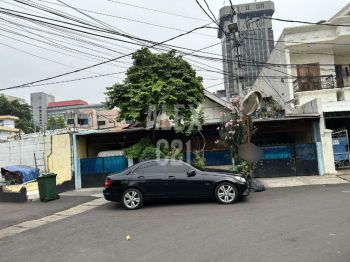 Dijual Rumah Di Kebun Sirih (Hitung Tanah saja) MENTENG
