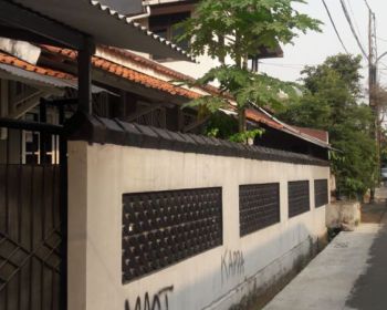 Rumah lama hitung tanah dijual  di Swadarma, Ulujami, Jakarta Selatan