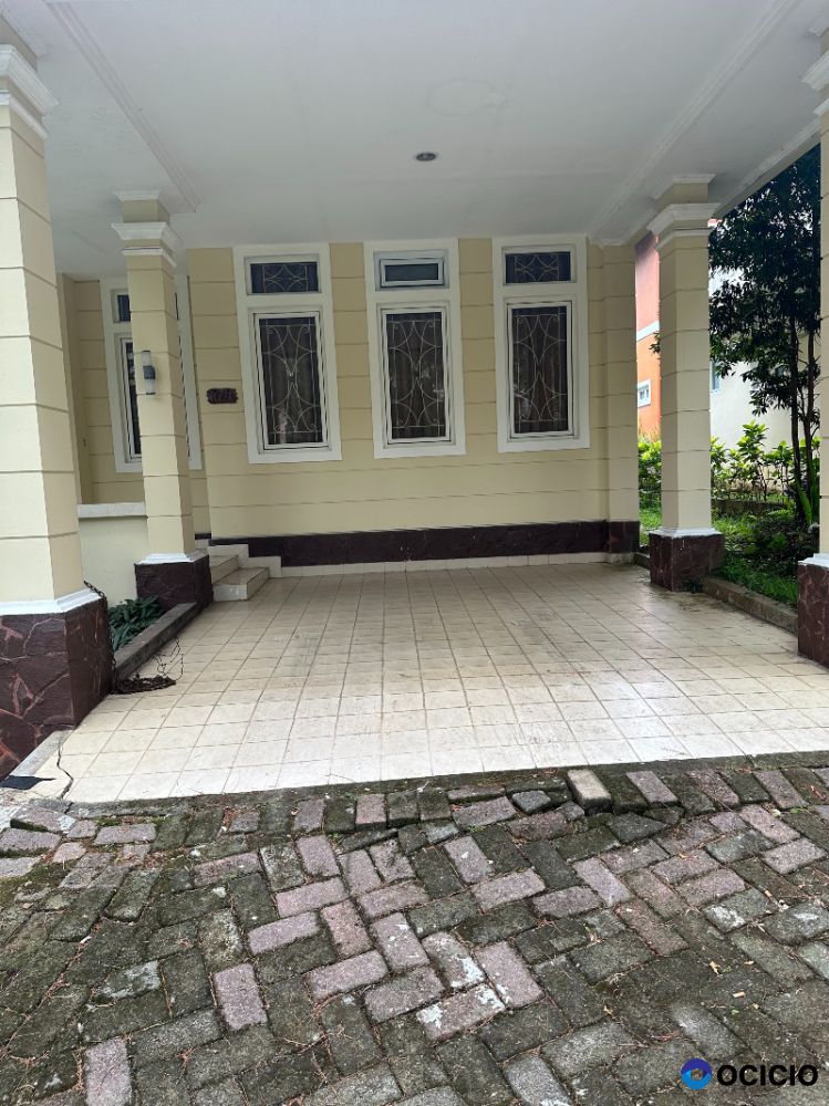 Dijual Villa Menawan Dikota Bunga Puncak, Cipanas