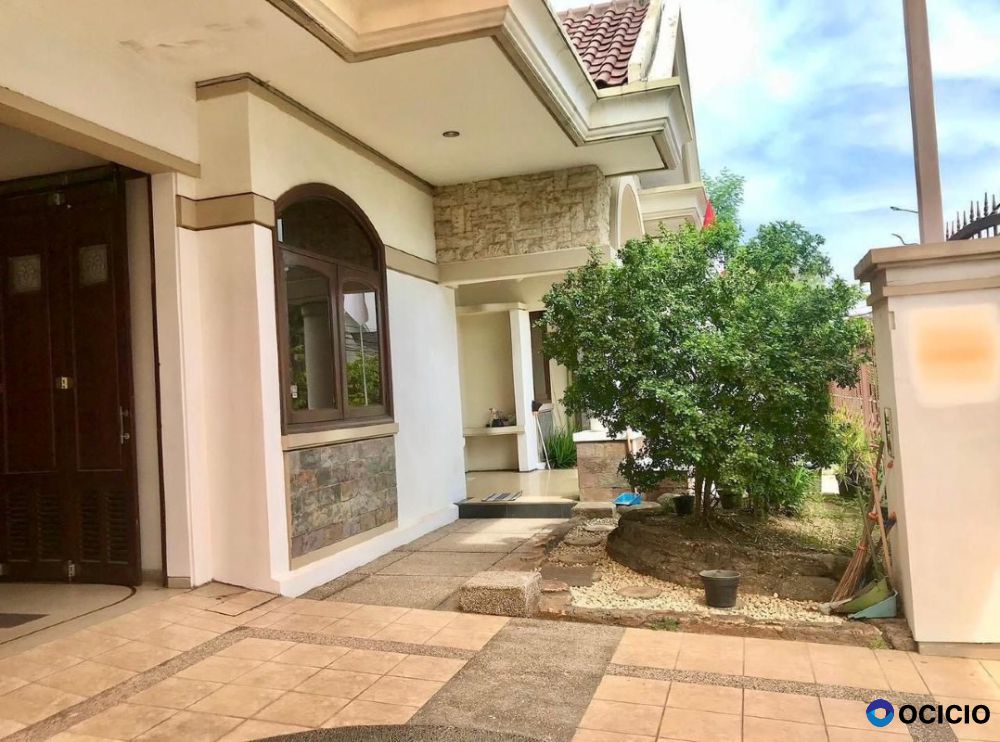 Dijual Rumah Dharmahusada Indah Selatan Surabaya Full Furnish