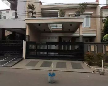 Disewakan rumah mewah LT 216 LB 350 bisa untuk kantor di galaxy