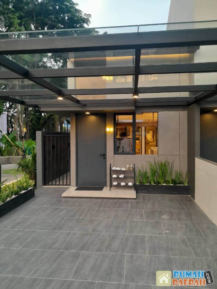 XQ livin Lippo Cikarang cosmopolid