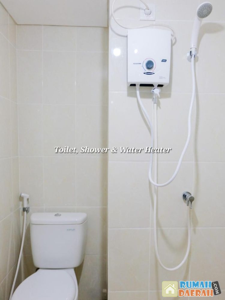 Di jual Apartm M Town dgn view kolam renang yg cantik