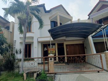 Rumah disewakan di Dharmahusada Regency 