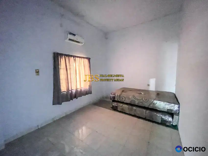 Dijual Ruko Hook Kondisi Siap Huni Jalan Madio Santoso