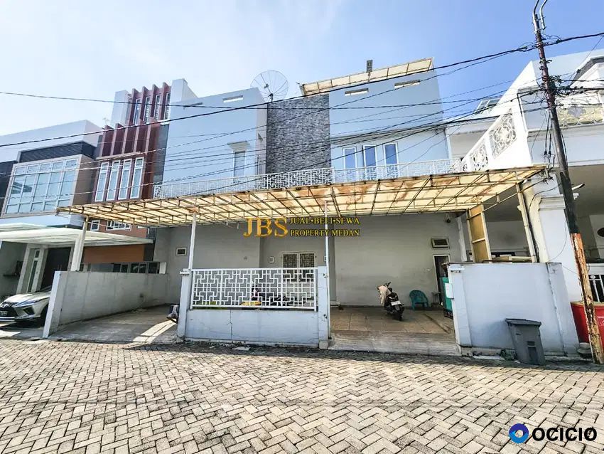 Dijual Villa Komplek Taman Polonia Jalan Taman Polonia 1