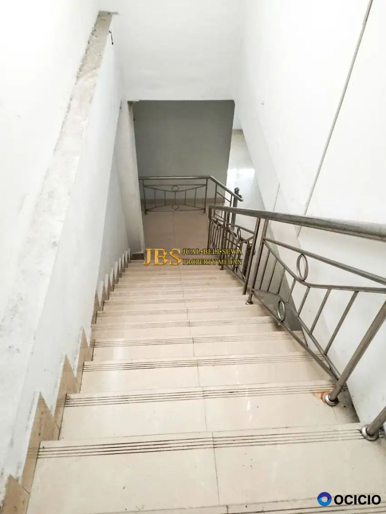 Dijual/Disewakan Ruko Gandeng Jalan A.R Hakim