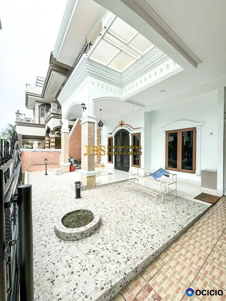 Dijual Villa Komplek Cemara asri Jalan Sakura