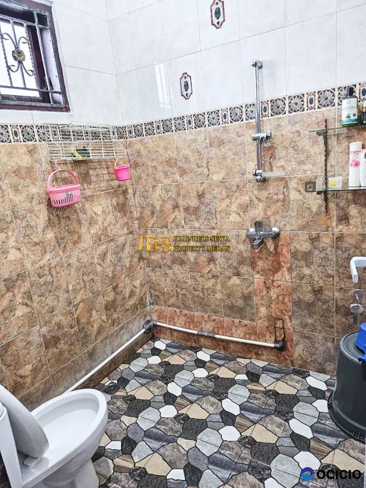 Dijual Villa Fully Furnished (Tinggal Angkat Koper)Komplek Cemara Asri