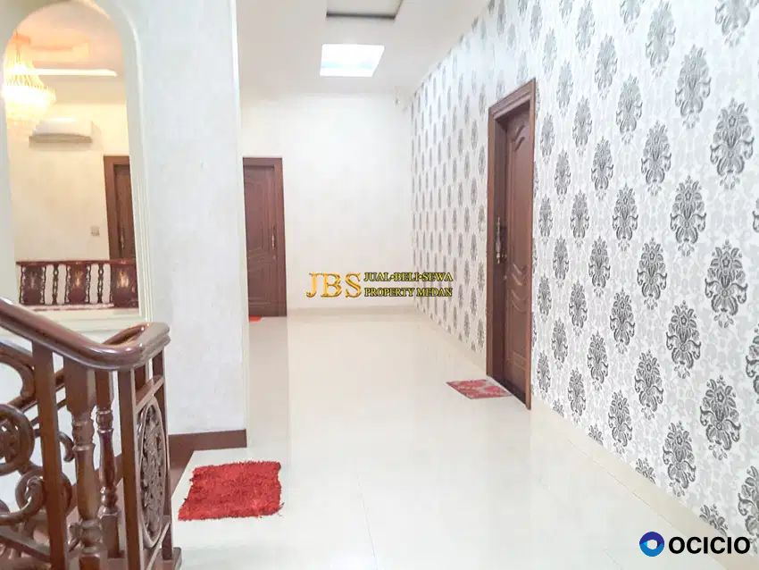 Dijual Rumah Hook Model Klasik Komplek Mutiara Residence Jl. R.S. Haji