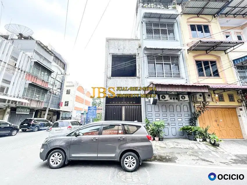 Dijual Ruko Hook Jalan Bangka Simpang Jalan Sambu Kondisi Kosong