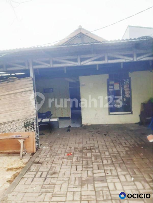 Rumah dibelakang Superindo Jatiwarna Bekasi