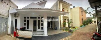 Rumah siap huni dicluster dekat stasiun LRT Cikunir 1