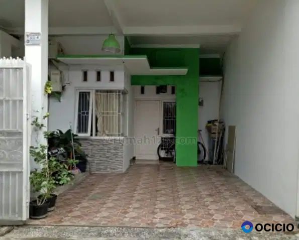 Dijual Rumah Komplek 2 Lantai Dijakarta Timur Kelurahan Lubang Buaya