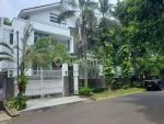 thumbnail-rumah-kawasan-pondok-indah-yang-nyaman-dan-asri-1