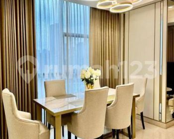 Disewakan Apartement Casa Grande Private Lift Good Furnish 3BR