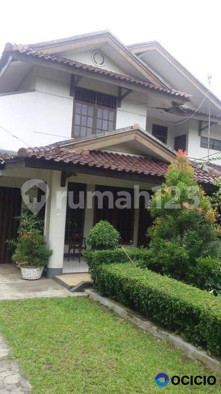 Dijual Rumah 2 Lantai Asri Tanah Luas di Margajaya Bogor