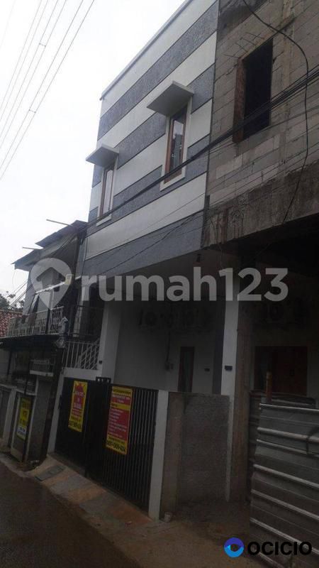 DIJUAL RUMAH KOST STRATEGIS DI UI DEPOK