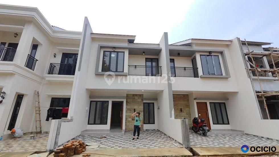 RUMAH MODERN MINIMALIS DI JOGLO PERBATASAN JAKARTA BARAT, LIMITED UNIT