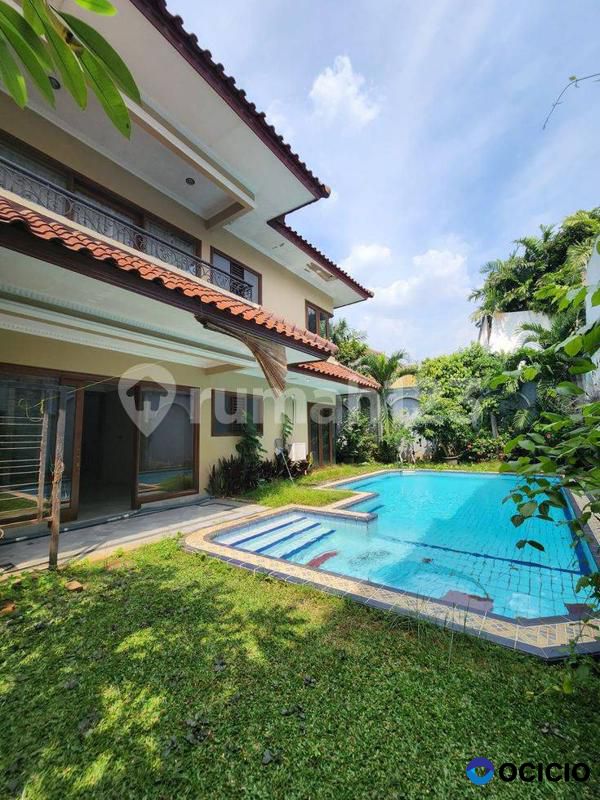 JUAL CEPAT RUMAH SIAP HUNI DI AMPERA JAKARTA SELATAN