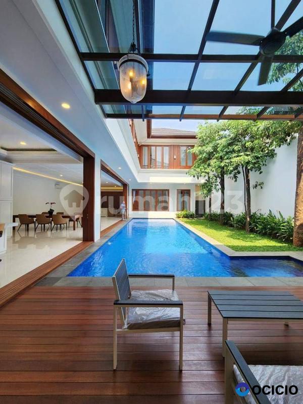 DIJUAL RUMAH MEWAH SIAP HUNI DI KEMANG JAKARTA SELATAN